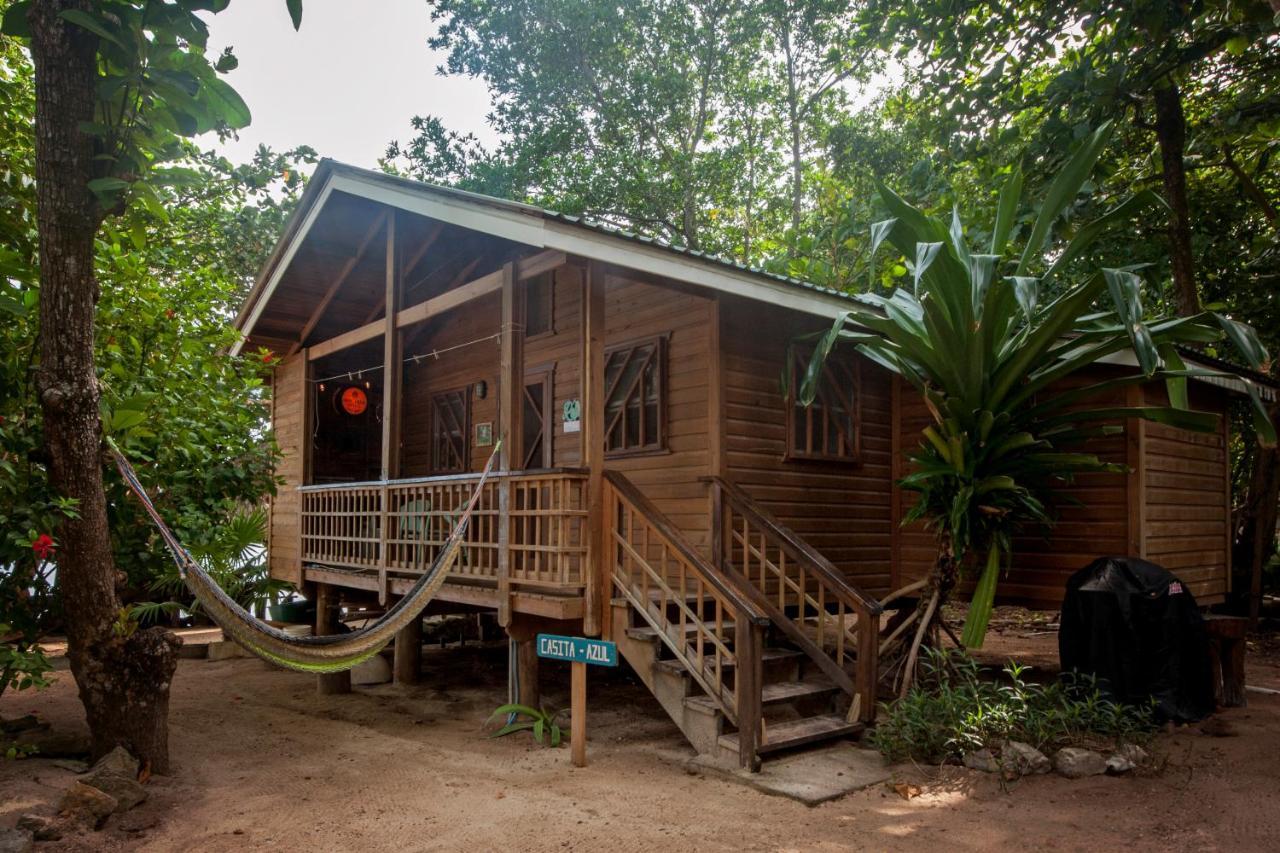 Villa Blue Island Divers Casita Azul à Sandy Bay Extérieur photo